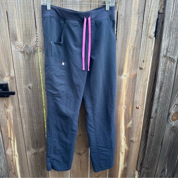 Figs scrub Joggers with Pink Drawstring Size S - Picture 1 of 7